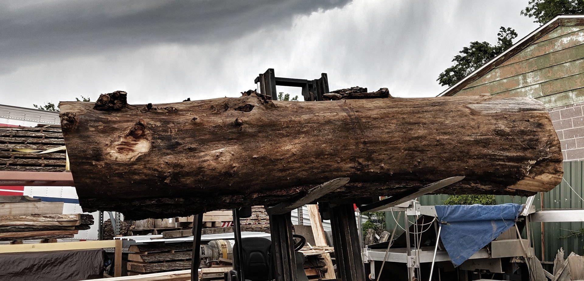 LIVE EDGE WOOD SLABS & CUSTOM MILLING